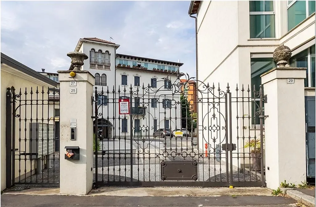 Lux Apartment 2 Milano Metro M2 location